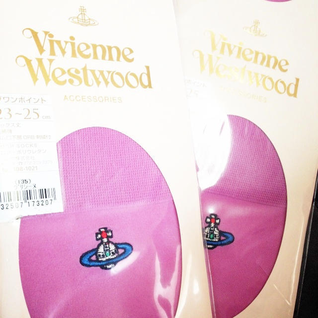 Vivienne Westwood(ヴィヴィアンウエストウッド)のVivienne♡新品送料込！！ レディースのレッグウェア(ソックス)の商品写真
