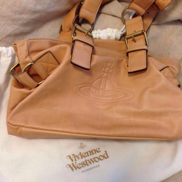 Vivienne Westwood(ヴィヴィアンウエストウッド)のヴィヴィアン レザーバッグ レディースのバッグ(トートバッグ)の商品写真