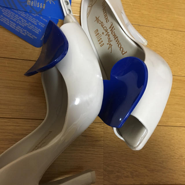 Vivienne Westwood(ヴィヴィアンウエストウッド)のant様専用  vivienneメリッサパンプス レディースの靴/シューズ(ハイヒール/パンプス)の商品写真