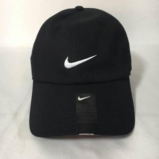 NIKE(ナイキ)の海外モデル★新品！NIKE★ナイキswooshロゴキャップ ブラック レディースの帽子(キャップ)の商品写真