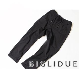 ビリドゥーエ(BIGLIDUE)の【新品】BIGLIDUE  七分丈  リネン コットン ジョッパーパンツ M 黒(サルエルパンツ)