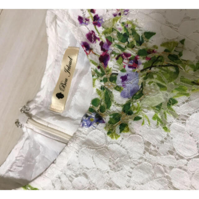 Bou Jeloud(ブージュルード)のブージュルード 花柄トップス レディースのトップス(カットソー(半袖/袖なし))の商品写真