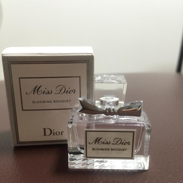 Christian Dior(クリスチャンディオール)のクリスチャンディオール ミスディオール ブルーミングブーケ コスメ/美容の香水(香水(女性用))の商品写真