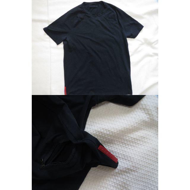 PRADA(プラダ)の●３万プラダスポーツ黒ストレッチ材混合Tシャツ赤タグ背ジップポケ●良美品 メンズのトップス(Tシャツ/カットソー(半袖/袖なし))の商品写真