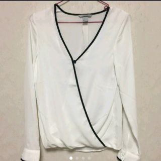 エイチアンドエム(H&M)のブラウス(シャツ/ブラウス(長袖/七分))