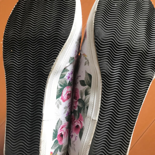 ESPERANZA(エスペランサ)の花柄スリッポン レディースの靴/シューズ(スニーカー)の商品写真