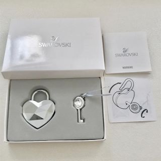 スワロフスキー(SWAROVSKI)の新品未使用☆送料無料☆スワロフスキー☆ハートロック♡非売品☆ノベルティ(キーホルダー)