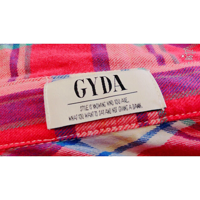 GYDA(ジェイダ)のGYDA ピンクチェックシャツ ✧‧˚ a様 専用 レディースのトップス(シャツ/ブラウス(長袖/七分))の商品写真