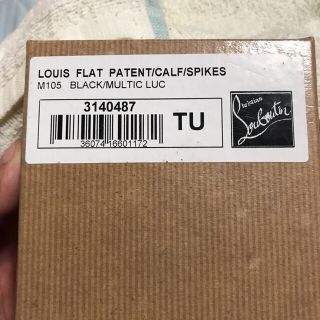 Christian Louboutin - クリスチャンルブタン二つ折り財布の通販 by y ...