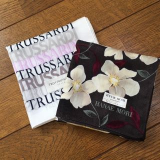 ハナエモリ(HANAE MORI)のHANAE MORI TRUSSARDI ハンカチセット 新品未使用！(ハンカチ)