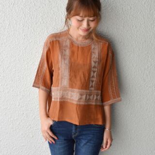 シップス(SHIPS)の※hiiiiiiiiii3様専用※ SHIPS◎バックリボン刺繍ブラウス◎(カットソー(半袖/袖なし))