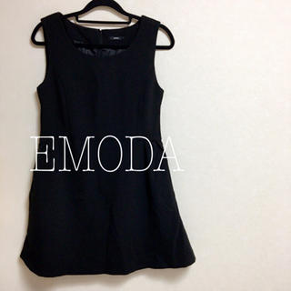 エモダ(EMODA)のEMODA @ 新品 黒 OP / 結婚式 ♪(ミニワンピース)