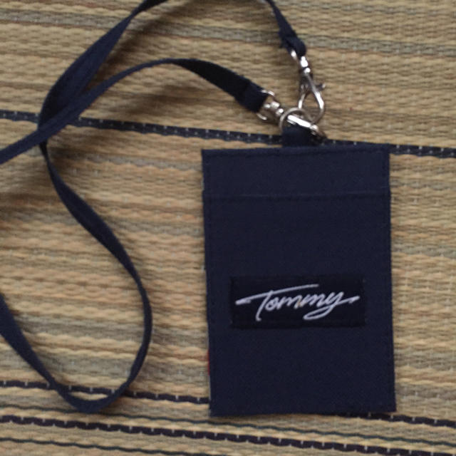 TOMMY(トミー)のTommyパスケース💳 レディースのファッション小物(名刺入れ/定期入れ)の商品写真