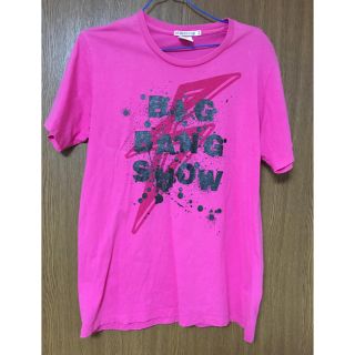 ユニクロ(UNIQLO)のBIG BANG ピンクTシャツ(Tシャツ/カットソー(半袖/袖なし))