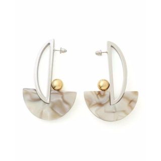 ジーヴィジーヴィ(G.V.G.V.)の大理石　白　ピアス　GRY　PERSPEX AND METAL EARRINGS(ピアス)