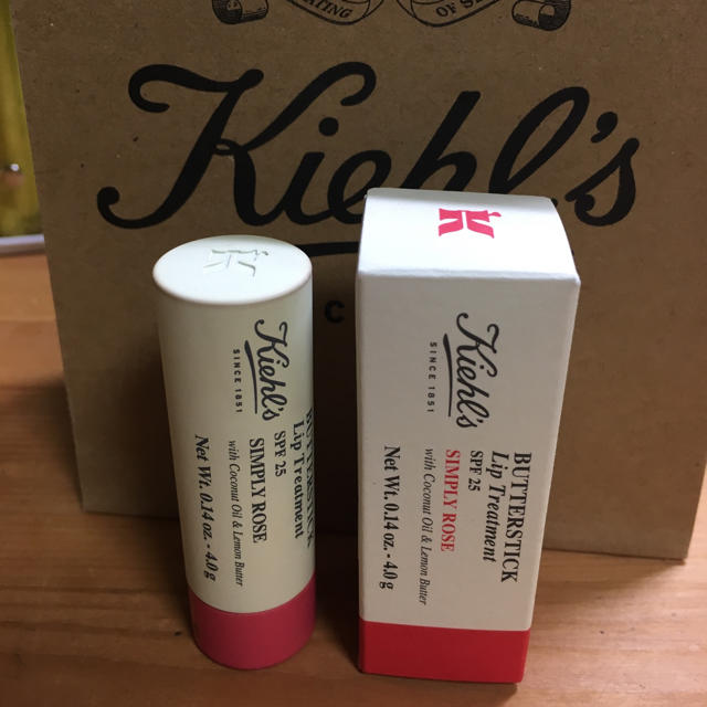 Kiehl's(キールズ)のKiehl's バタースティックリップトリートメント ローズ SPF25 コスメ/美容のスキンケア/基礎化粧品(リップケア/リップクリーム)の商品写真
