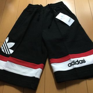 アディダス(adidas)のアディダス ハーフパンツ(ショートパンツ)