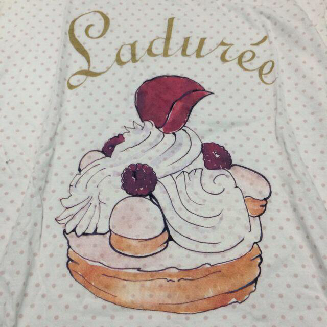 LADUREE(ラデュレ)の♥︎お取り置き中 ♥︎ レディースのトップス(Tシャツ(半袖/袖なし))の商品写真