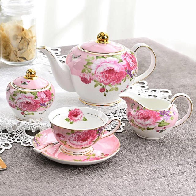 上品ディーニ ティーカップ&ソーサー 6客セット 花柄,陶器.食器 お ... 上品ディーニ ティーカップ&ソーサー 6客セット 花柄,陶器.食器 お皿