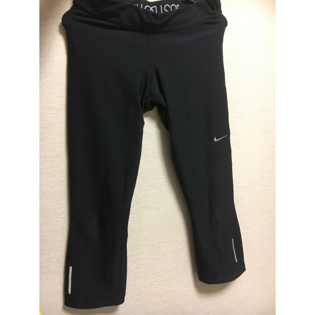 NIKE(ナイキ)のトマト様専用 ナイキ タイツ 7分丈 黒  レディースのレッグウェア(レギンス/スパッツ)の商品写真