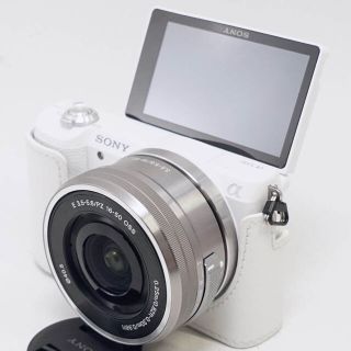 ソニー(SONY)の★スマホに転送&自撮り&超高性能SONY a5100 憧れのホワイト(ミラーレス一眼)