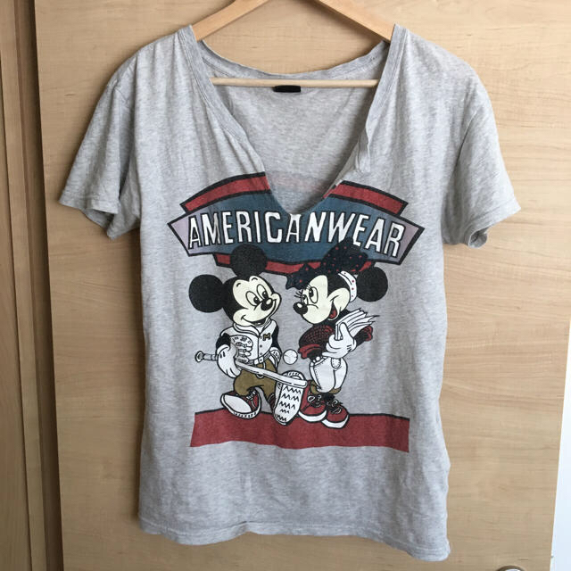 moussy(マウジー)の【レア】moussy  ミッキーコラボ  Tシャツ レディースのトップス(Tシャツ(半袖/袖なし))の商品写真