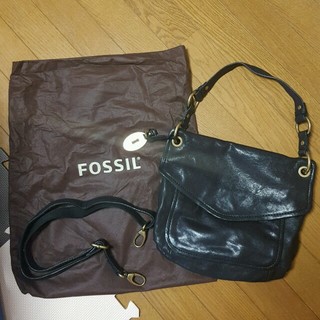 フォッシル(FOSSIL)の美品　FOSSIL(フォッシル)レザーバッグ(ショルダーバッグ)
