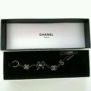 シャネル(CHANEL)のCHANELブレスレット✨箱付きシリアルナンバー付き(ブレスレット/バングル)