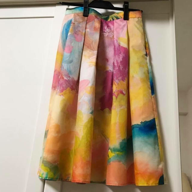 国内外の人気集結！ ☆*:.【新品】.。.:*☆ コシラエル color レインスカート ❤︎ 小物