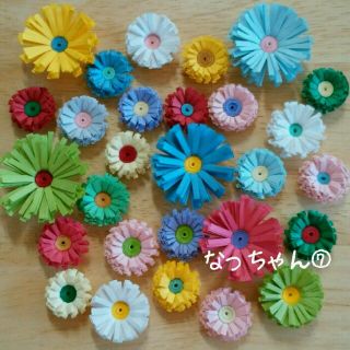 折り紙 飾り カラフル 花 現品限り の通販 By なっちゃん Shop ラクマ 折り紙 飾り カラフル 花 現品限り の通販 By なっちゃん Shop ラクマ
