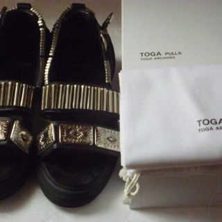 トーガ(TOGA)のmai様　専用　TOGA PULLA　メタルスニーカーサンダル(サンダル)