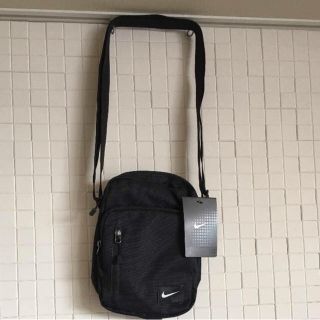 ナイキ(NIKE)の最安値  NIKE ナイキ  ショルダーバック  3L  リュックサック ポーチ(ショルダーバッグ)