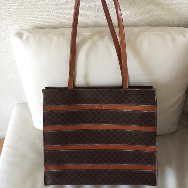 COACH(コーチ)の美品 セリーヌ マカダム ボーダー トートバッグ ショルダーバッグ レディースのバッグ(ショルダーバッグ)の商品写真