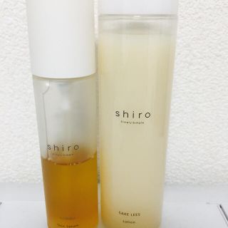 シロ(shiro)のあや様 専用♡ shiro 化粧水 美容液 セット(化粧水/ローション)