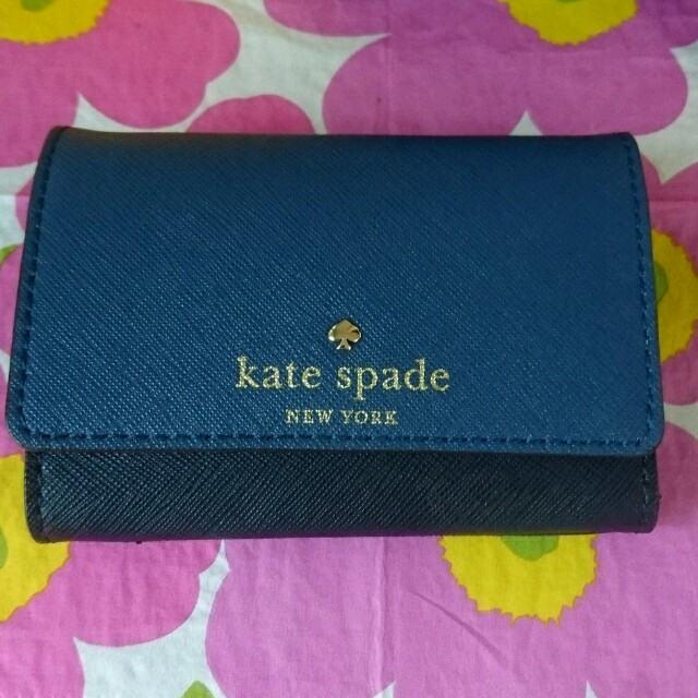 kate spade new york(ケイトスペードニューヨーク)のKATE SPADE パスケース レディースのファッション小物(名刺入れ/定期入れ)の商品写真