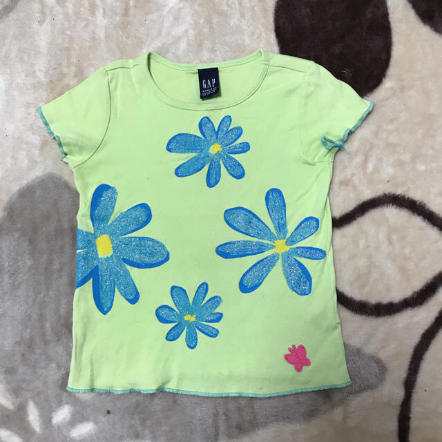 GAP Kids(ギャップキッズ)のGAP kids  サイズXXS キッズ/ベビー/マタニティのキッズ服女の子用(90cm~)(Tシャツ/カットソー)の商品写真