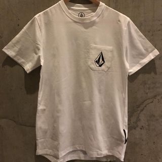 ボルコム(volcom)の新品未使用 ボルコム 胸ポケット付き ストーンロゴ Tシャツ Mサイズ 白(Tシャツ/カットソー(半袖/袖なし))