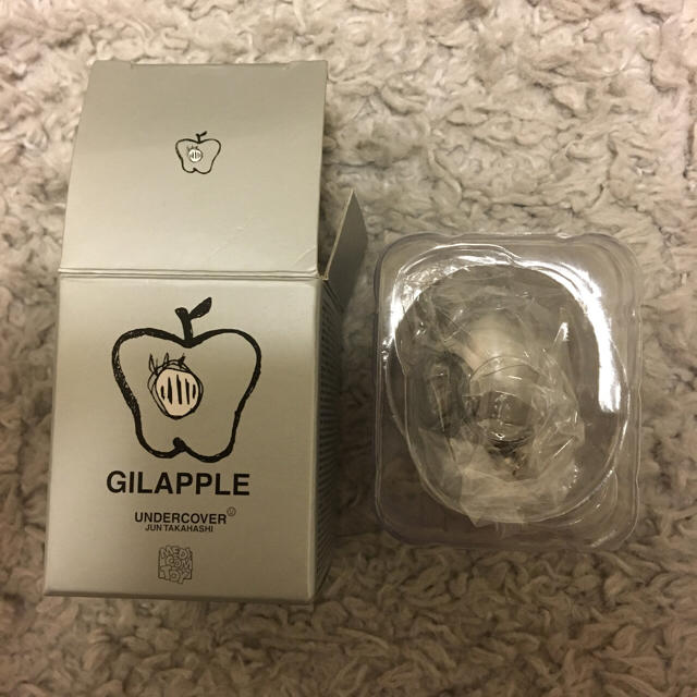 UNDERCOVER(アンダーカバー)のgilapple メンズのファッション小物(キーホルダー)の商品写真