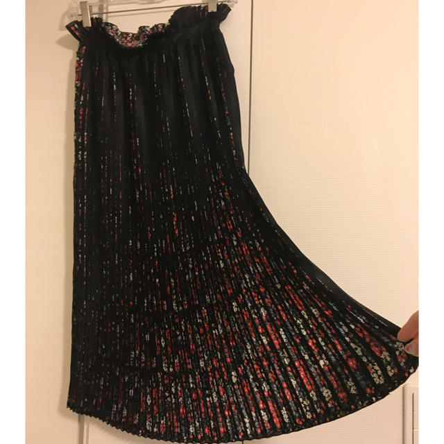 BARNEYS NEW YORK - タロウホリウチ taro horiuchi 花柄 プリーツ