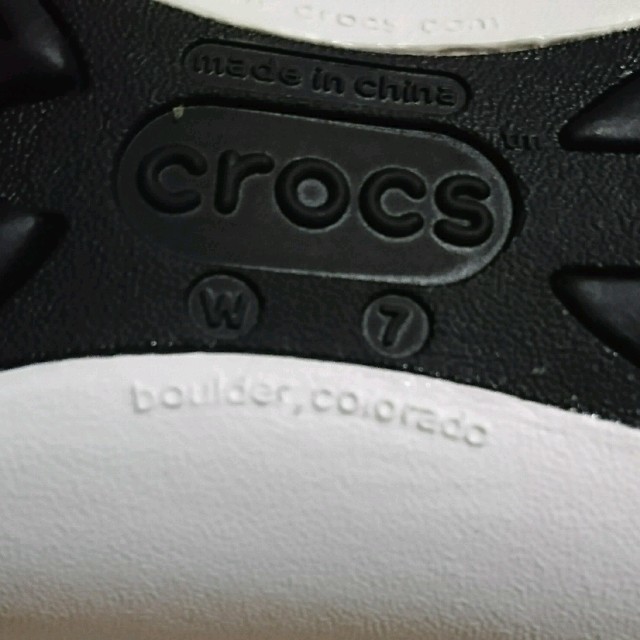 crocs(クロックス)のクロックス W7 レディースの靴/シューズ(ハイヒール/パンプス)の商品写真