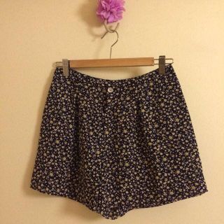 イエナ(IENA)のIENA＊花柄ショートパンツ♡(ショートパンツ)