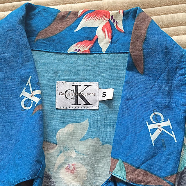 Calvin Klein(カルバンクライン)のCK アロハシャツ レディース レディースのトップス(シャツ/ブラウス(半袖/袖なし))の商品写真