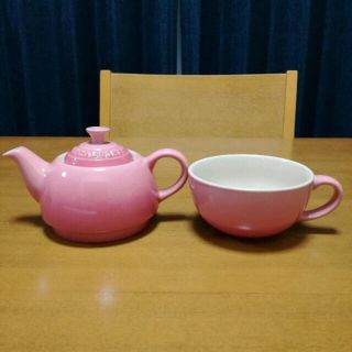 ル・クルーゼ　ティーフォーワン　Le Creuset ティーポット2組