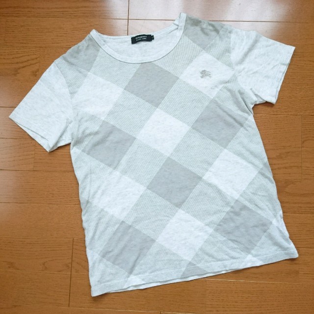 BURBERRY(バーバリー)の美品 BURBERRY BLACK LABEL 半袖クルーネックTシャツ グレー メンズのトップス(Tシャツ/カットソー(半袖/袖なし))の商品写真