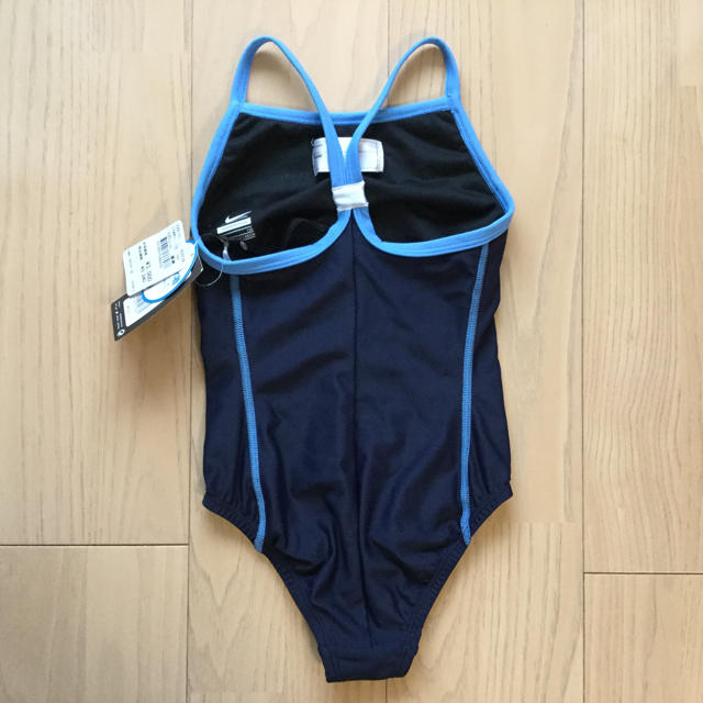 NIKE(ナイキ)の水着 120㎝ 新品 キッズ/ベビー/マタニティのキッズ服女の子用(90cm~)(水着)の商品写真