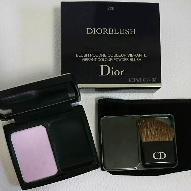 Christian Dior(クリスチャンディオール)のDior 限定色 ブラッシュ コスメ/美容のベースメイク/化粧品(チーク)の商品写真