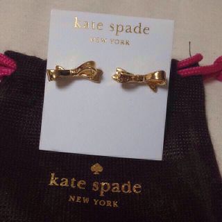 ケイトスペードニューヨーク(kate spade new york)のkate spadeリボンピアス試着のみ(ピアス)