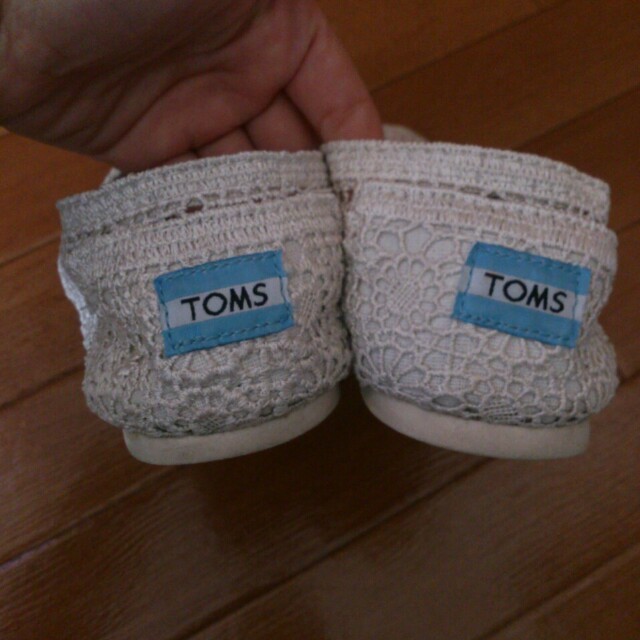 TOMS ♡レース レディースの靴/シューズ(スニーカー)の商品写真