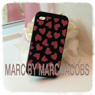 マークバイマークジェイコブス(MARC BY MARC JACOBS)のマーク ♥︎iPhone4シリコンケース(その他)