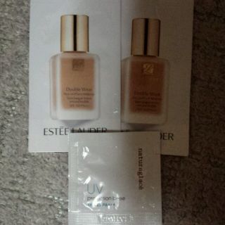 エスティローダー(Estee Lauder)のエスティローダー　ファンデーションサンプル２つおまけ付き(サンプル/トライアルキット)